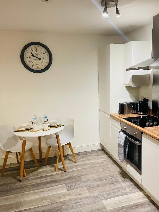 #0509 Two Bedroom Serviced Apartment- Free Parking Derby Esterno foto