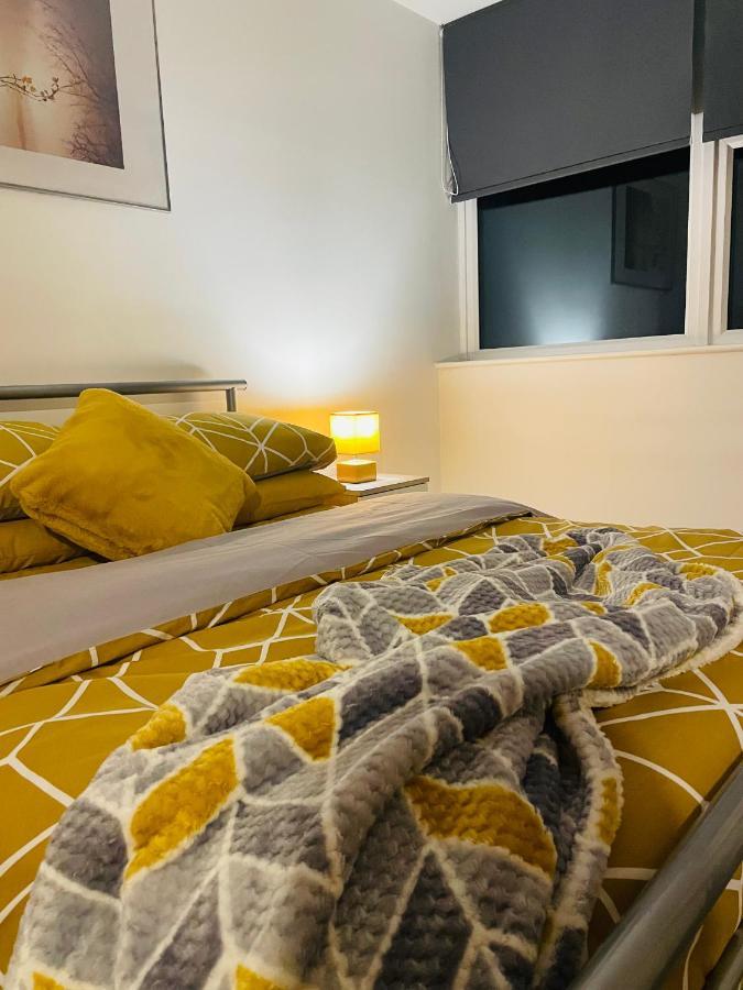 #0509 Two Bedroom Serviced Apartment- Free Parking Derby Esterno foto